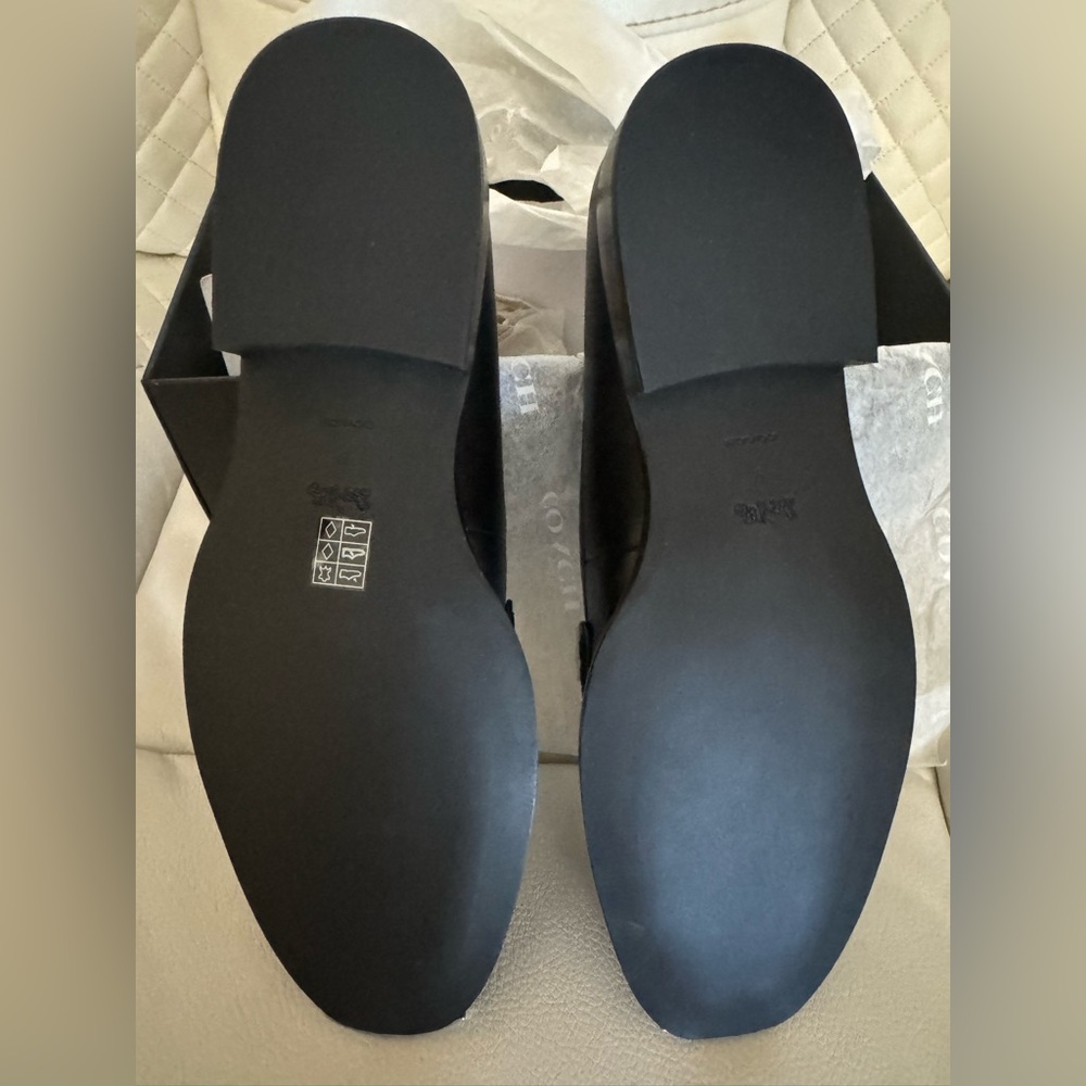COACH NELLI LOAFER - Picture 6 of 10